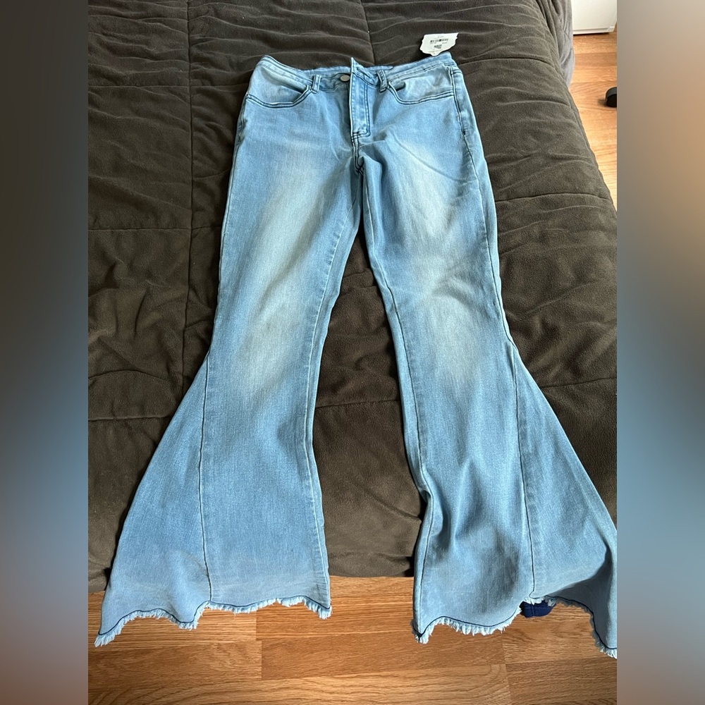 Altar'd State- Brand New, Size Small, light denim flare jeans